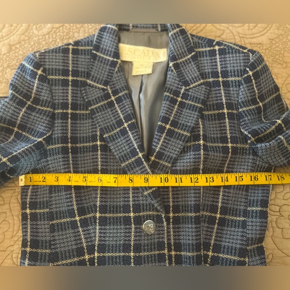 Escada Vintage 1980’s Blue Plaid Blazer Double E Logo Buttons, Size 36 - Picture 10 of 15